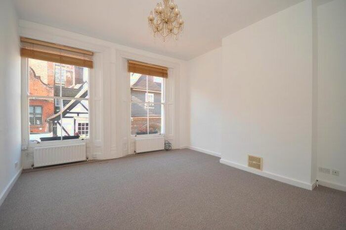 1 Bedroom Flat To Rent In High Street, Rochester, ME1