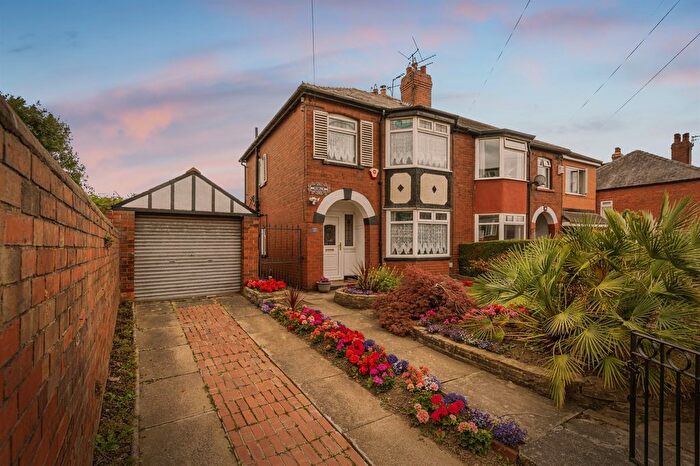3 Bedroom Semi-Detached House For Sale In Nixon Avenue, Leeds, LS9