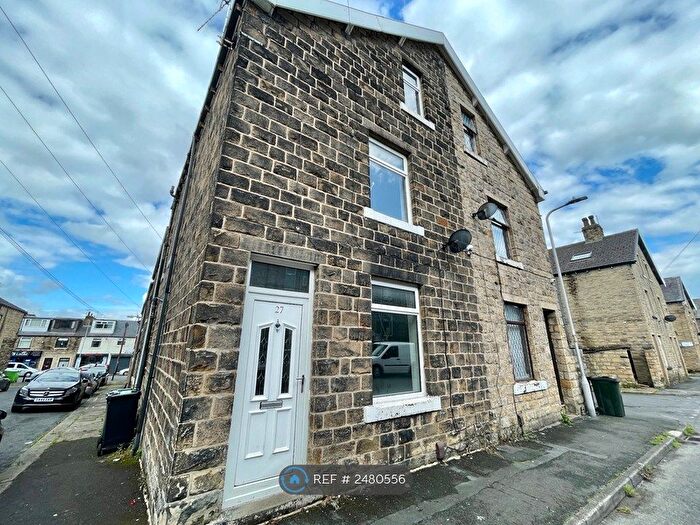 3 Bedroom Terraced House To Rent In Lister Street, Keighley, BD21