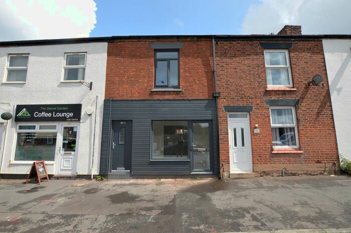 1 Bedroom Flat To Rent In Preston Road, Standish, Wigan, WN6