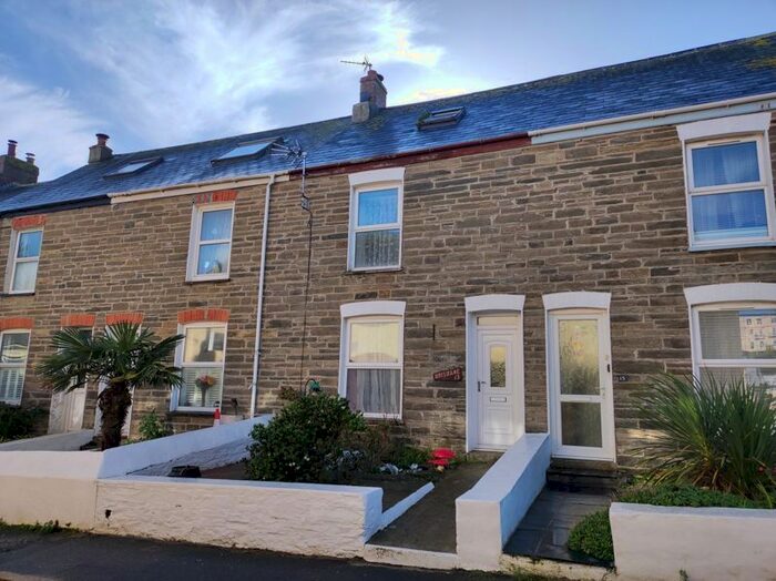 Houses for sale & to rent in TR7 1DN, East Street, Newquay Central Newquay