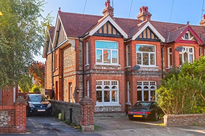 4 Bedroom Semi-Detached House For Sale In Harrow Road, Worthing, BN11