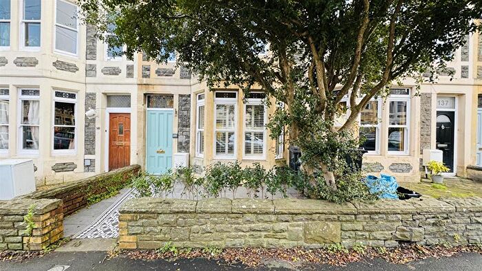 3 Bedroom Terraced House To Rent In Brynland Avenue, Bristol, BS7