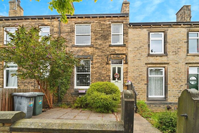 3 Bedroom Terraced House For Sale In Syringa Street, Marsh, Huddersfield, HD1