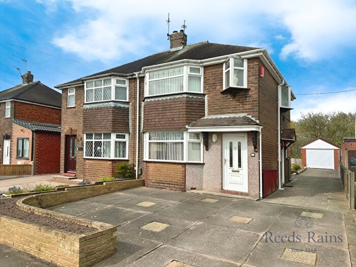 2 Bedroom Semi-Detached House For Sale In Fearns Avenue, Newcastle, Staffordshire, ST5