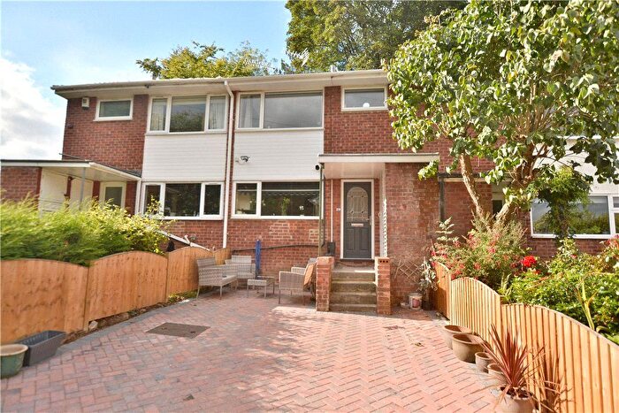 3 Bedroom Terraced House To Rent In North Close, Leeds, West Yorkshire, LS8