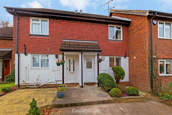2 Bedroom Terraced House To Rent In Wilstone Drive, Jersey Farm, St Albans, AL4