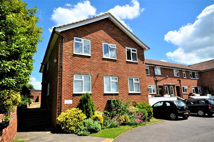 2 Bedroom Apartment To Rent In South Lawn Court, Frith Hill Road, Godalming, Surrey, GU7
