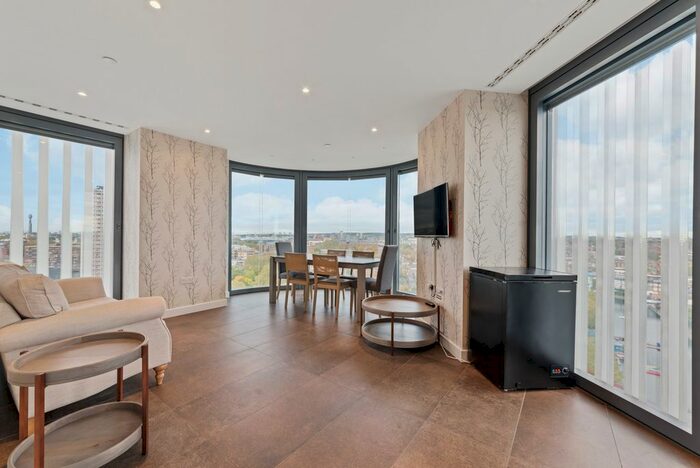 2 Bedroom Flat To Rent In Chronicle Tower B, City Road, London, EC1V