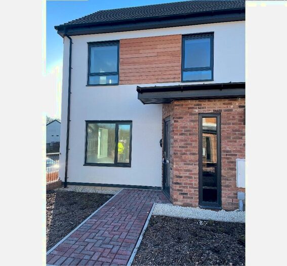 3 Bedroom End Of Terrace House For Sale In Lune Walk, Halton, LA2