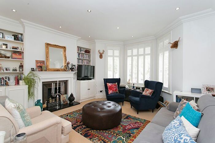 2 Bedroom Flat To Rent In Essendine Road, London, W9