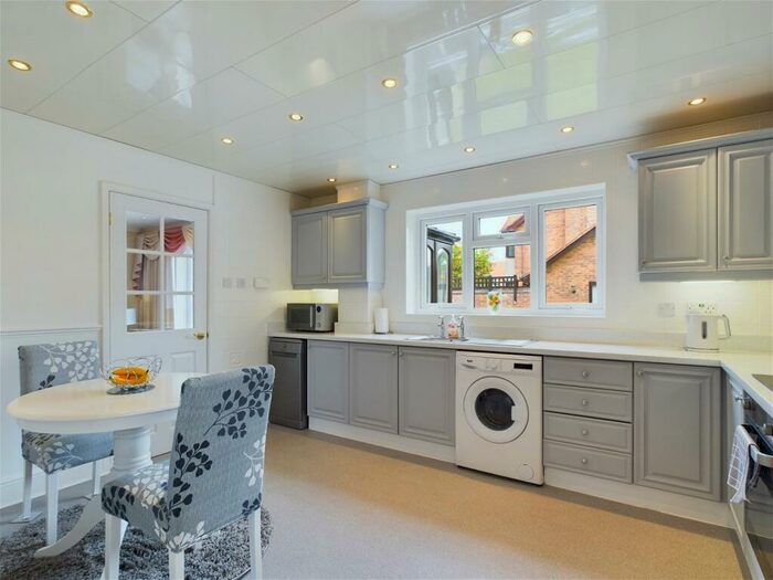 4 Bedroom Detached House For Sale In Swan Delph, Aughton, Lancashire, L39