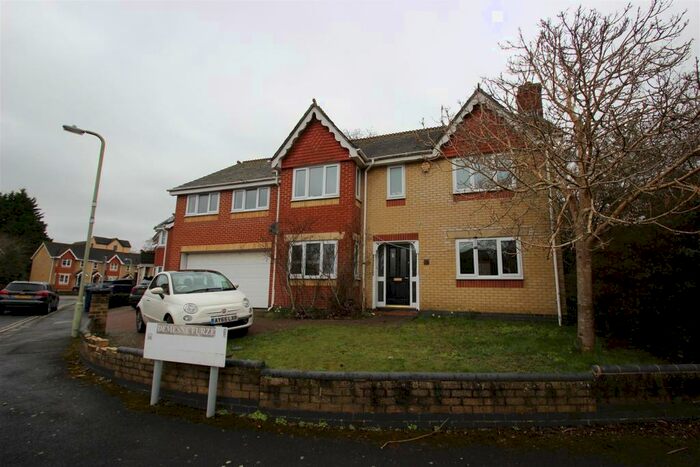 9 Bedroom House To Rent In Demesne Furze, Headington, Oxford, OX3