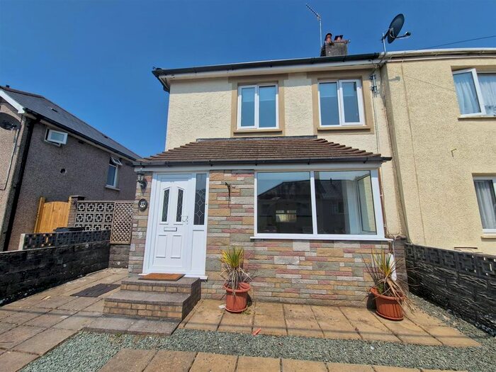 3 Bedroom Semi-Detached House To Rent In St. Margarets Avenue, Jersey Marine, Neath, SA10