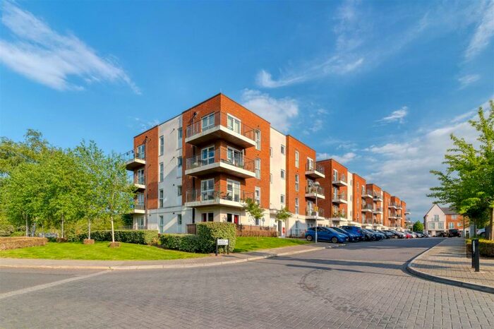 1 Bedroom Flat To Rent In Alcock Crescent, Crayford, Dartford, DA1