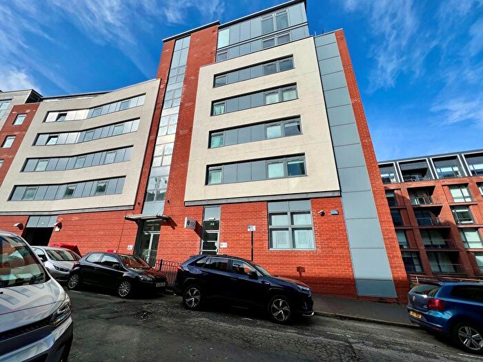 2 Bedroom Apartment For Sale In Islington Gates, Birmingham, B3