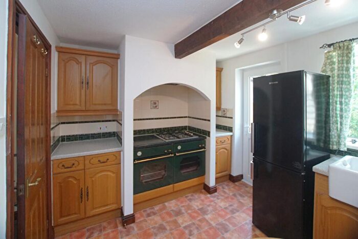 3 Bedroom Mews To Rent In **Parking** Highstones Gardens, Old Glossop, SK13