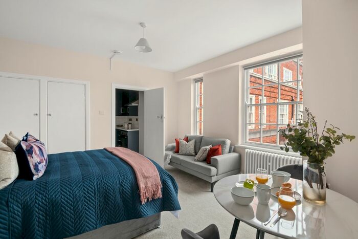 Studio To Rent In Dolphin Square, Chichester Street, London Lx, London, SW1V