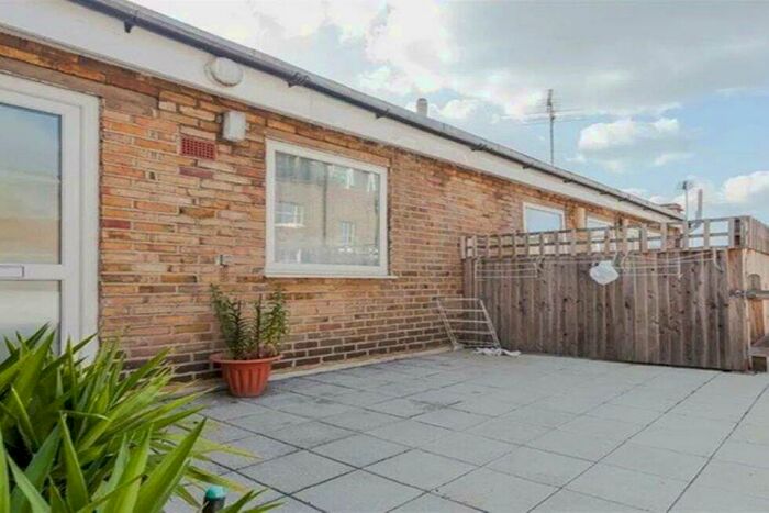 2 Bedroom Flat To Rent In Boston Place, Marylebone, NW1