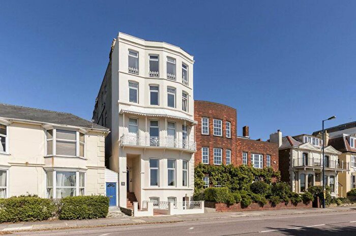 2 Bedroom Flat For Sale In Clarence Parade, Southsea, PO5