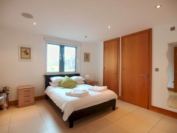 2 Bedroom Flat To Rent In Arlington Road, Camden, NW1
