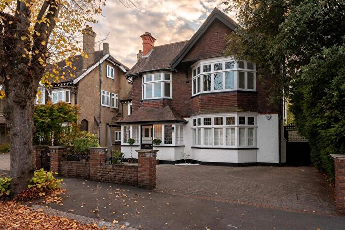 5 Bedroom Detached House For Sale In Mayfield Road, South Sutton, SM2