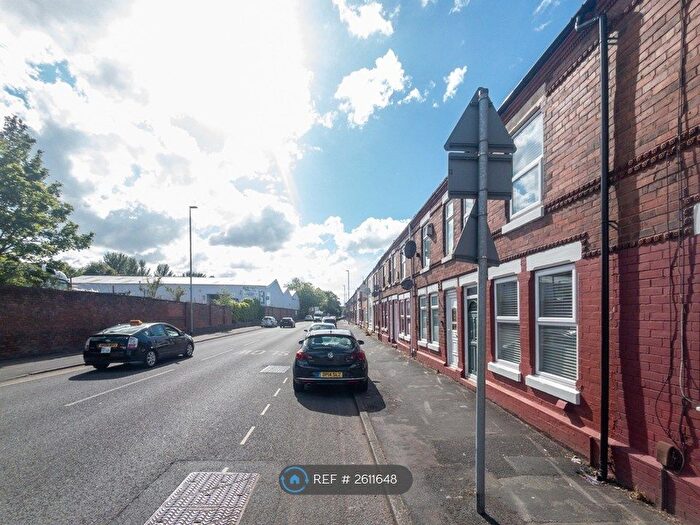 3 Bedroom Maisonette To Rent In Liverpool Road, Great Sankey, Warrington, WA5