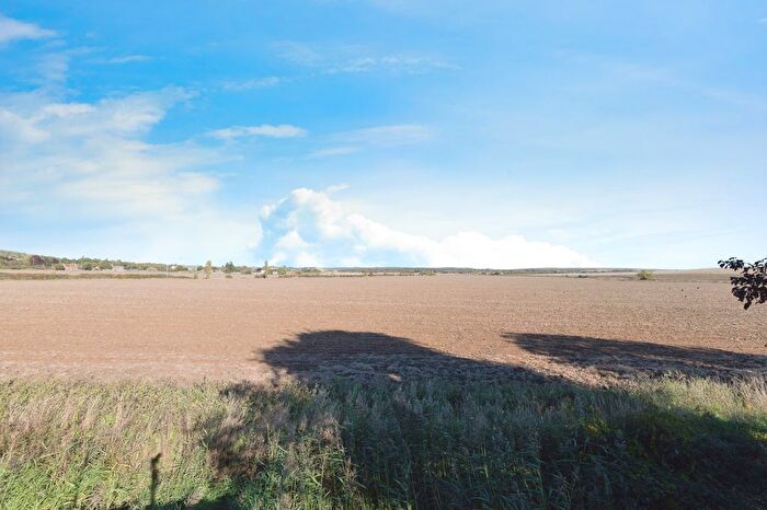 3 Bedroom Bungalow For Sale In Hertford Drive, Fobbing, Stanford Le Hope, Essex, SS17