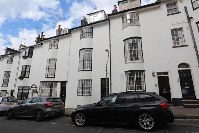 5 Bedroom House To Rent In Upper Market Street, Hove, BN3