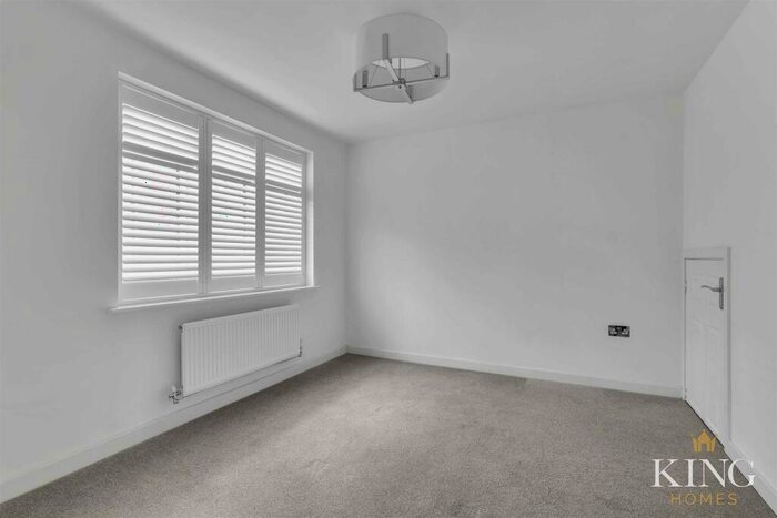 4 Bedroom Detached House For Sale In Sycamore Gardens, Meon Vale, Stratford-Upon-Avon, CV37