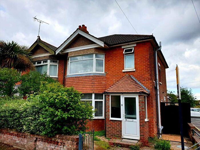 3 Bedroom Semi-Detached House To Rent In Wilton Crescent, Southampton, Hampshire, SO15