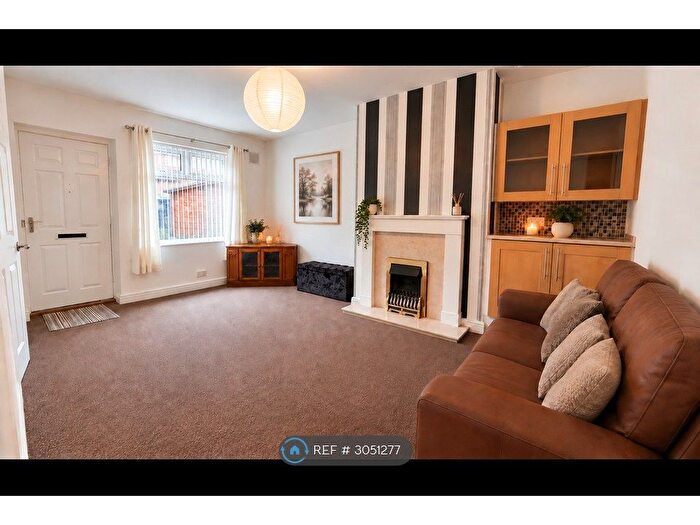 1 Bedroom Terraced House To Rent In Adwick Place, Leeds, LS4