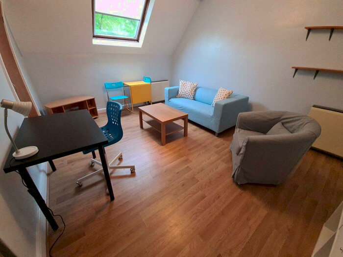 1 Bedroom House To Rent In Moorland Road, Leeds, LS6