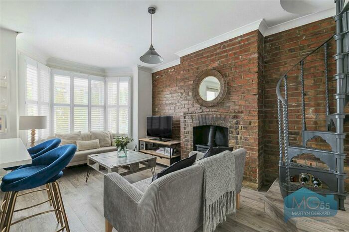 1 Bedroom Apartment To Rent In Nelson Road, Crouch End, London, N8