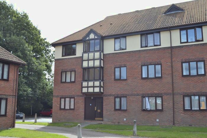 1 Bedroom Flat To Rent In Brinkley Place, Colchester, CO4