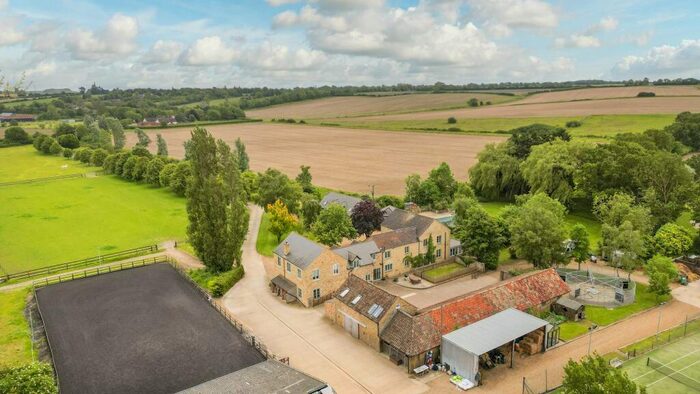 5 Bedroom Equestrian Facility For Sale In Green End, Little Staughton, MK44