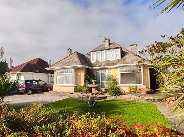 6 Bedroom Detached Bungalow For Sale In St Anne's Road, Newquay, TR7