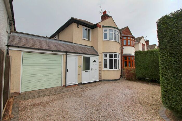 3 Bedroom Semi-Detached House To Rent In Hinckley Road, Western Park, Leicester, LE3