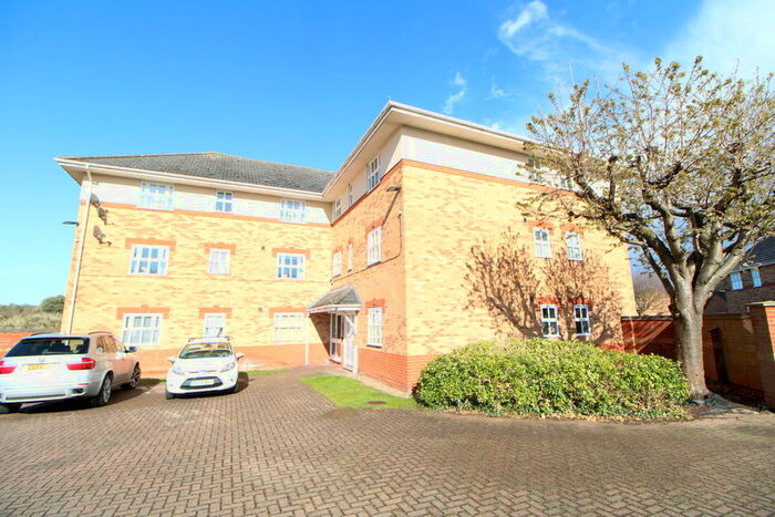 2 Bedroom Ground Flat To Rent In Haddon Park, Colchester, CO1