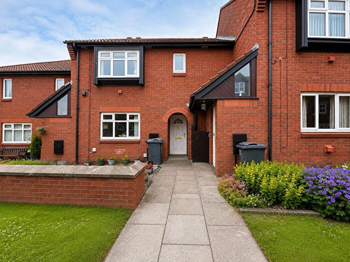2 Bedroom Flat For Sale In Millers Court, Ormskirk, L39