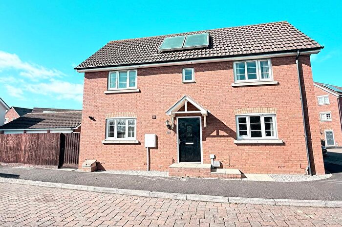 3 Bedroom End Of Terrace House For Sale In Pastures Avenue, Weston-Super-Mare - No Onward Chain, BS22