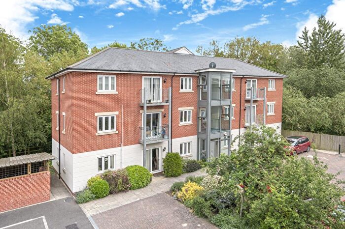 3 Bedroom Flat For Sale In West Oxford, Oxford, OX2