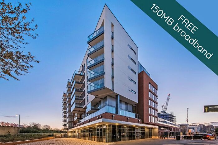 1 Bedroom Flat To Rent In Stylus Place, Hayes, UB3