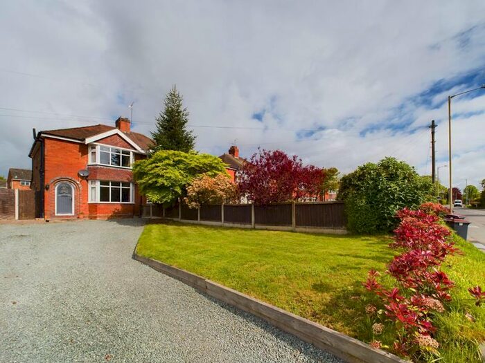 3 Bedroom Semi-Detached House For Sale In Forton Road, Newport, TF10