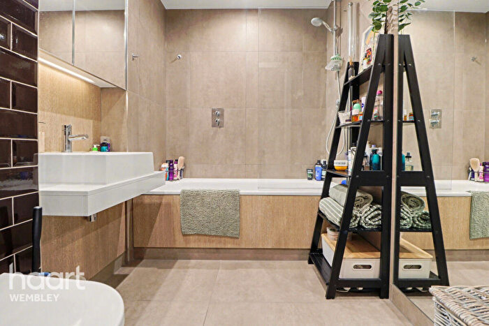 1 Bedroom Apartment For Sale In Wembley Park, HA9