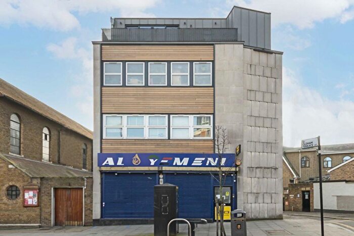 2 Bedroom Flat To Rent In High Street, London, W3