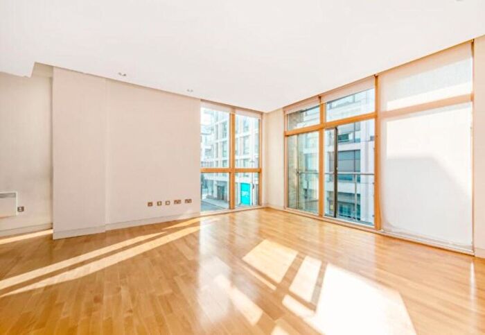 1 Bedroom Flat To Rent In Friend Street, London, EC1V