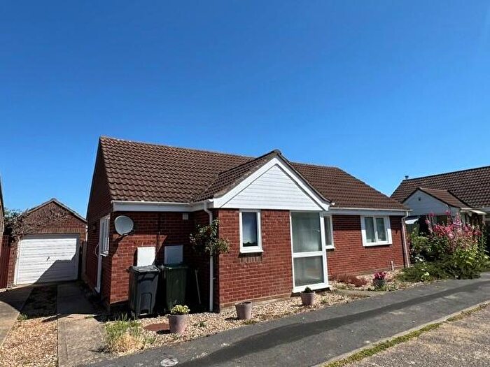 3 Bedroom Detached Bungalow To Rent In Church View, Harleston, IP20