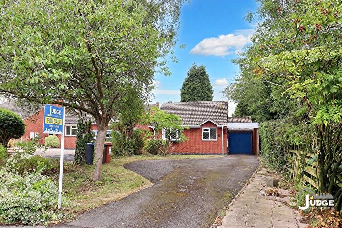 2 Bedroom Detached Bungalow For Sale In London Road, Markfield, Leicestershire, LE67