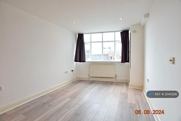 1 Bedroom Flat To Rent In Guildford Street, Luton, LU1